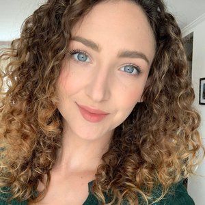 Top Rated Seller/Fast Shipper/Posh Mentor